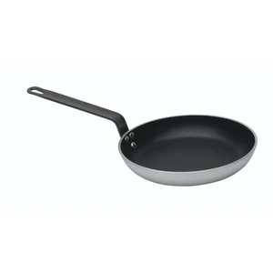 MasterClass Heavy Duty Frying Pan 24cm with 4mm aluminium body and premium non-stick interior. A durable pan for frying, searing and everyday cooking.