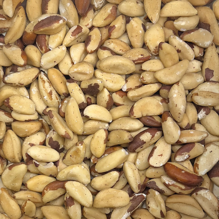Buy Brazil Nuts 1kg with a creamy flavour and crunch. Rich in selenium, protein, and healthy fats, perfect for snacking, baking, and cooking.