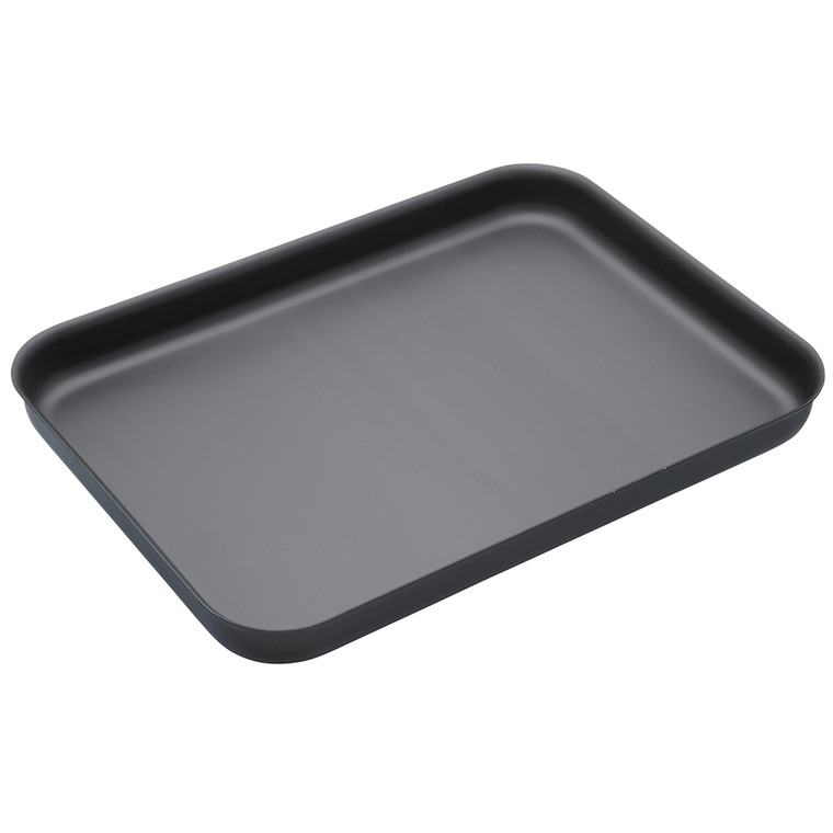 MasterClass Non Stick Hard Anodised Roasting Pan 42cm for roasting meat, poultry, and vegetables. Oven safe, durable and easy to clean.