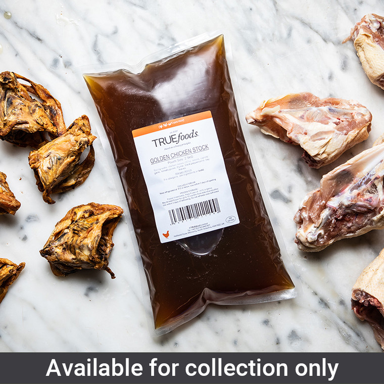 Truefoods Golden Chicken Stock 2.5kg is made from UK bones and roasted for a clean, golden flavour, ideal for gravy, soups, sauces and basting.