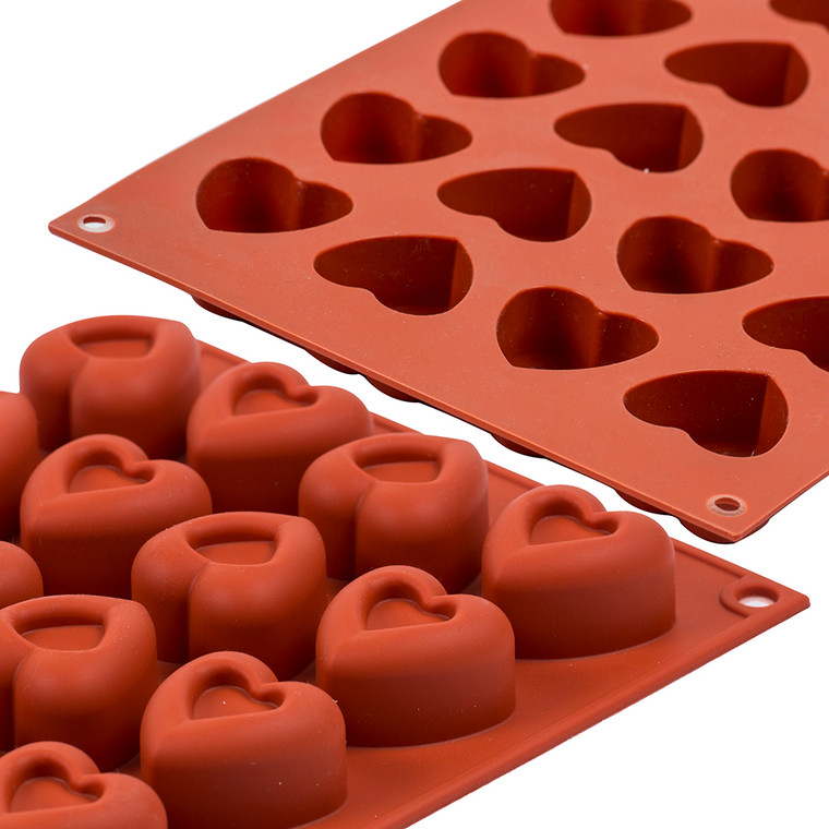 Create heart shaped bakes with the Silikomart Small Heart Silicone Mould. 24 cavities, oven safe, flexible and non-stick for easy release.