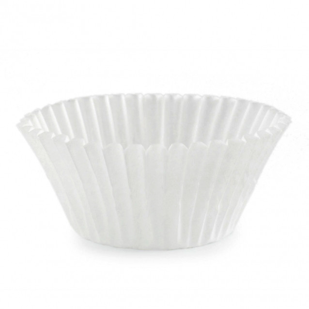 White Petit Four Cases 25mm x 19mm x1000 small paper cases for chocolates, cakes and sweets. Ideal for buffets and presentation.
