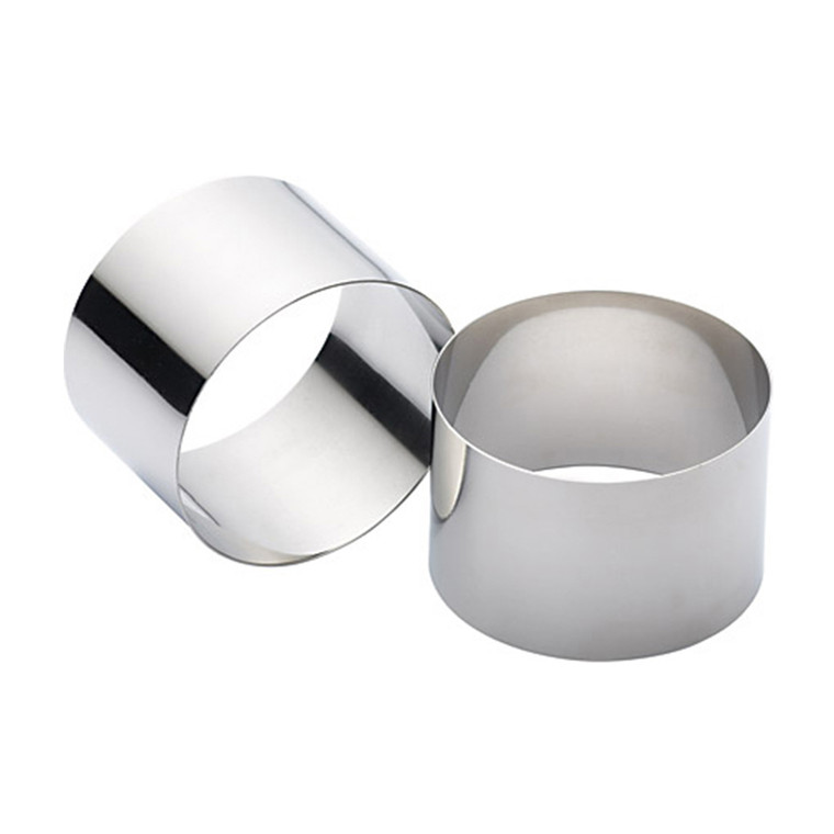 Kitchencraft Set of Two Stainless Steel Cooking Rings 7cm ideal for poaching eggs, plating desserts, and shaping savoury dishes with precision.