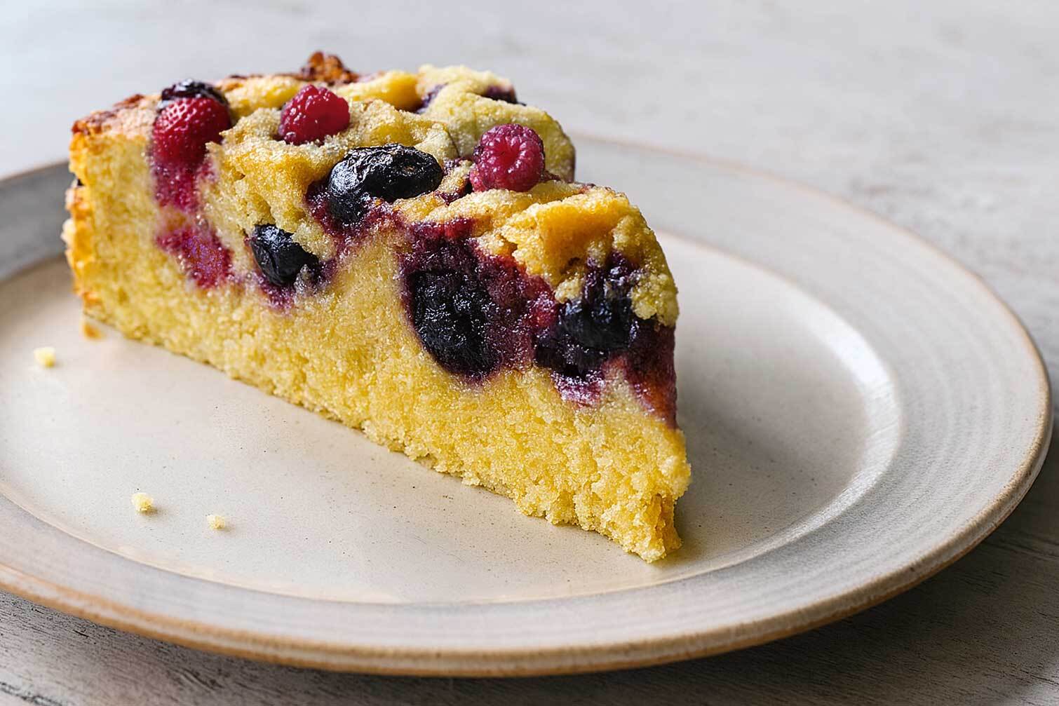Gluten-Free Polenta Berry Cake with LittlePod Vanilla