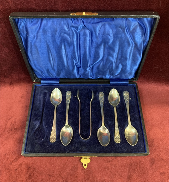 Silver Plated Tea Spoons and Tongs in a fitted Container Set 1 of 2