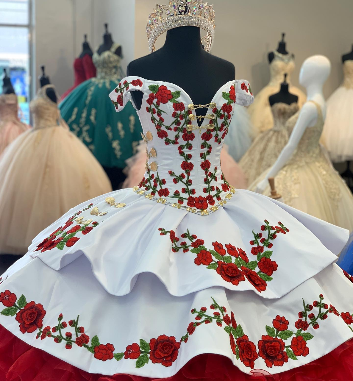 Red And White Quinceanera Dress Lace Long Sleeve Ball Gown