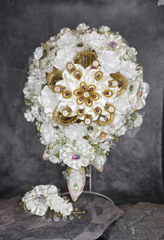 Champagne and Gold Quinceanera Flower Bouquet