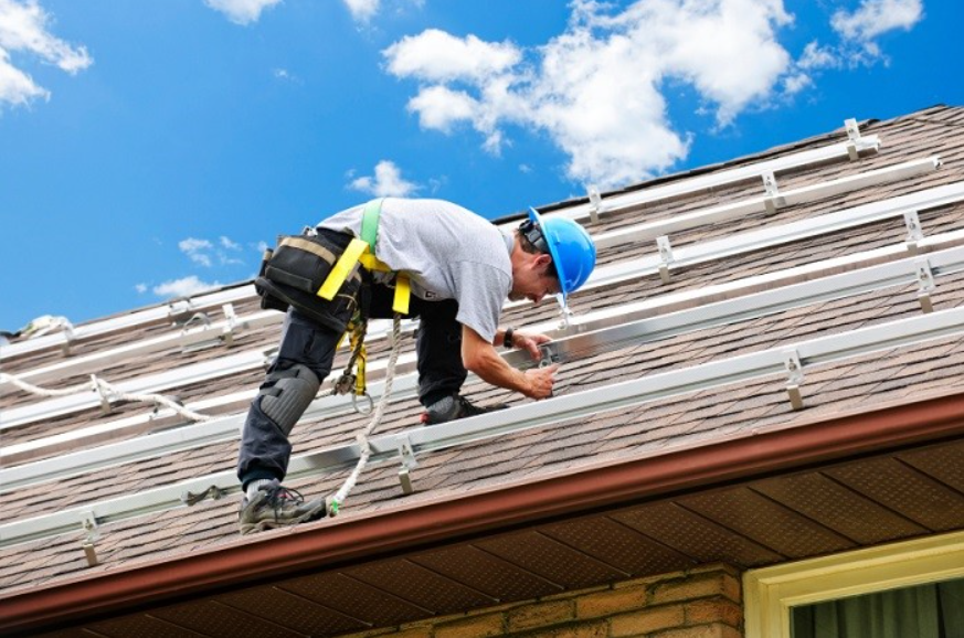 Roof Safety Equipment : Protecting Your Employees