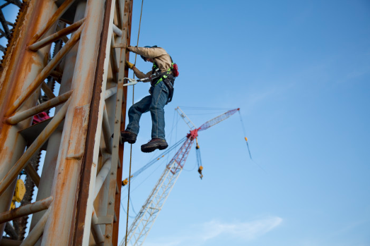 Which Fall Protection Harness is the Most Comfortable? - PK Safety