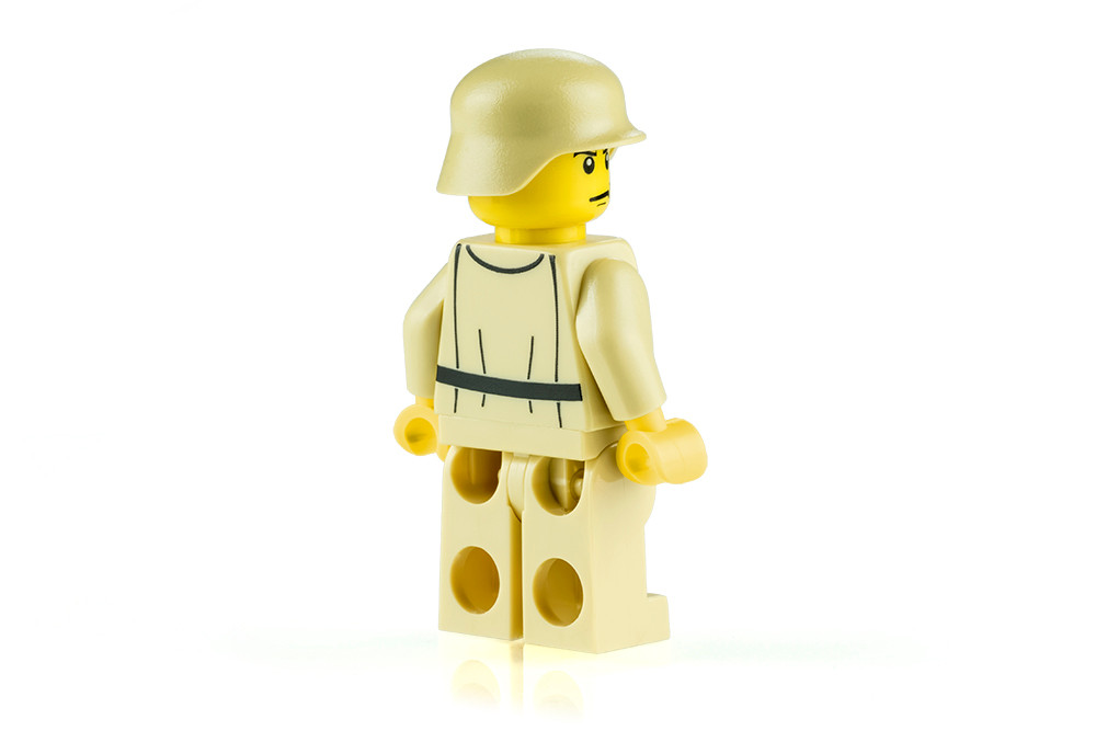 World War II German Heer Soldier (Tan)