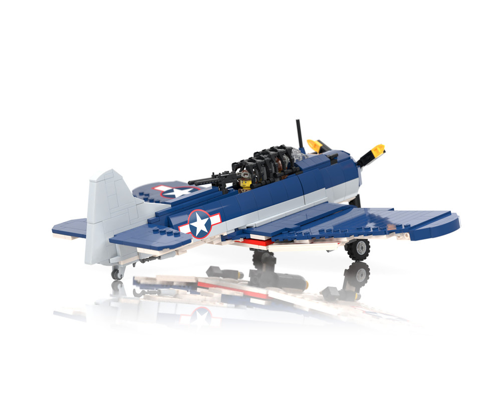 SBD-5 Dauntless - WWII Carrier-Based Scout/Dive Bomber
