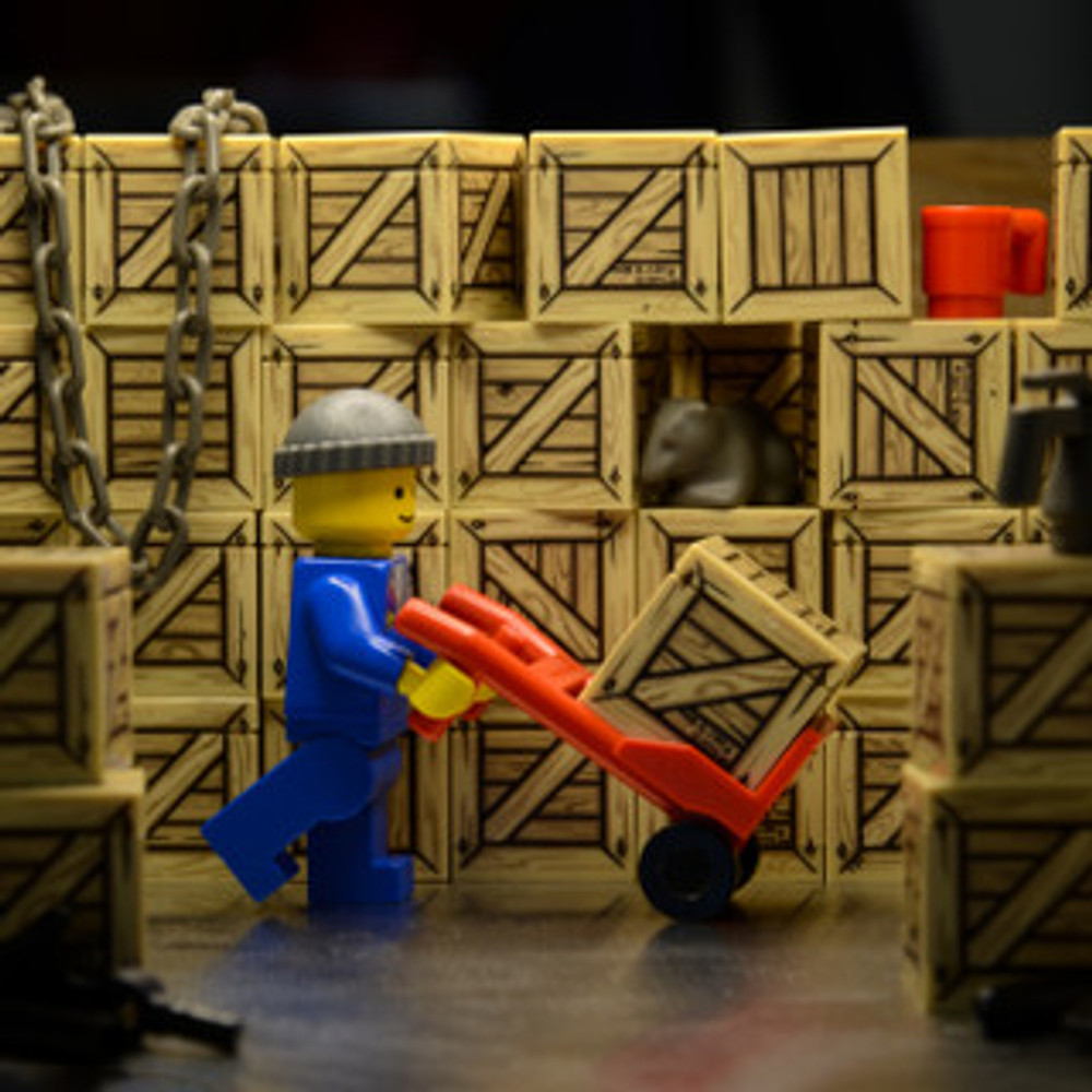 Brick Warp Universal Crate