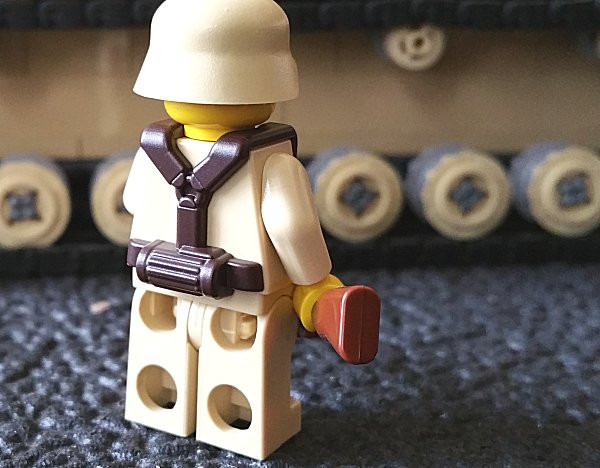 BrickArms German Rifleman - WWII Field Gear - Brickmania Toys