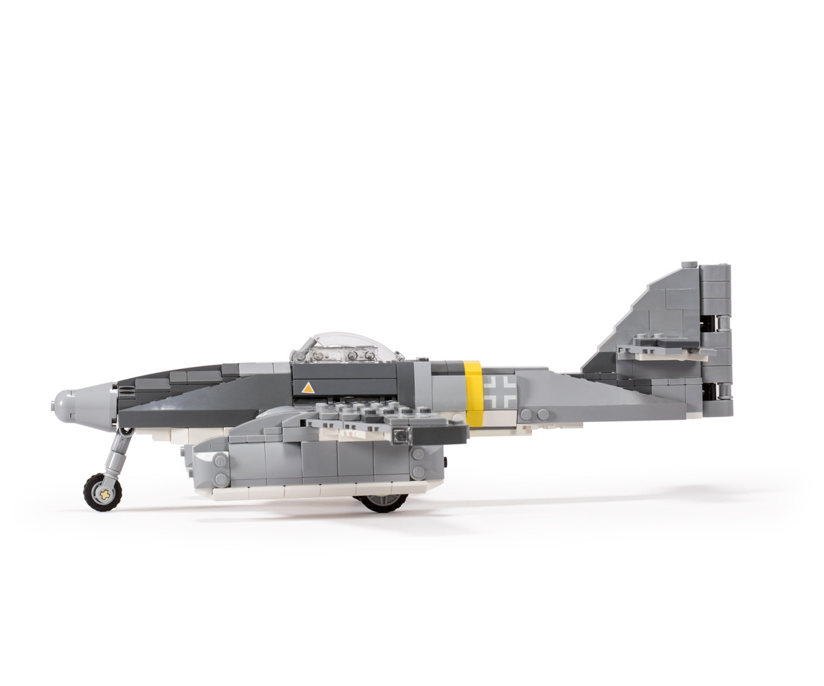 Messerschmitt Me-262 Swallow - Brickmania Toys