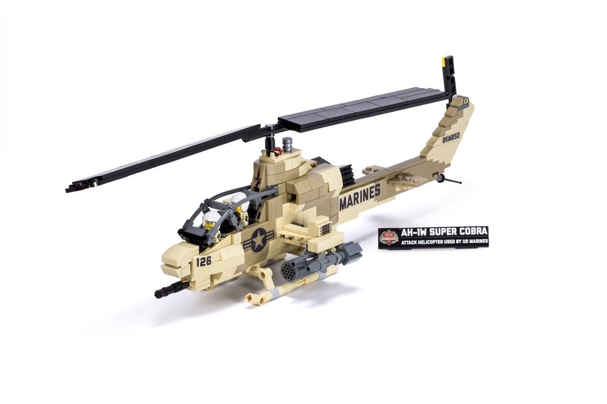 AH-1W SuperCobra - Brickmania Toys