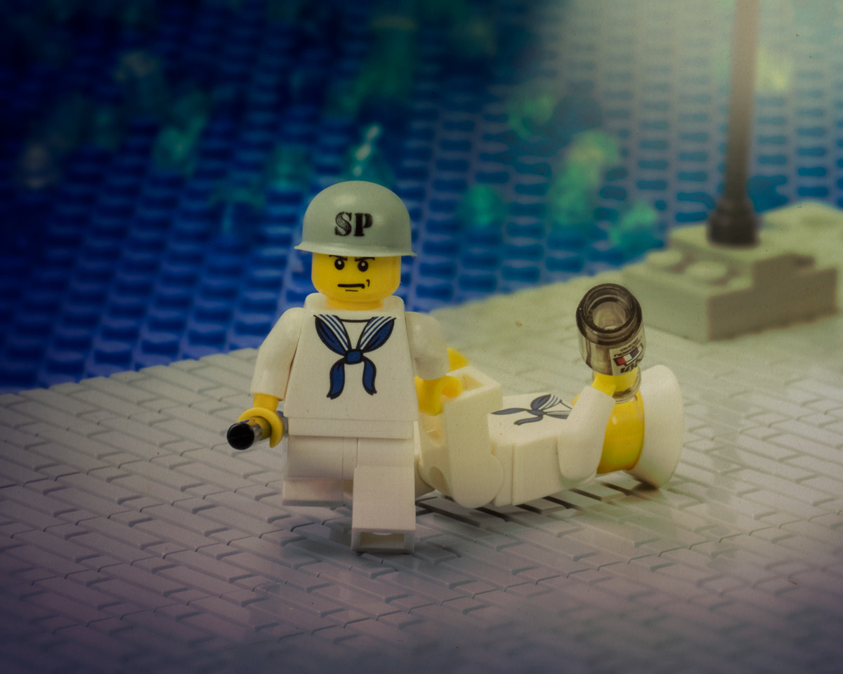 米海軍　クリスマス　パッチ　チャレンジ　セット BrickArms Navy Shore Patrol Helmet - Brickmania Toys