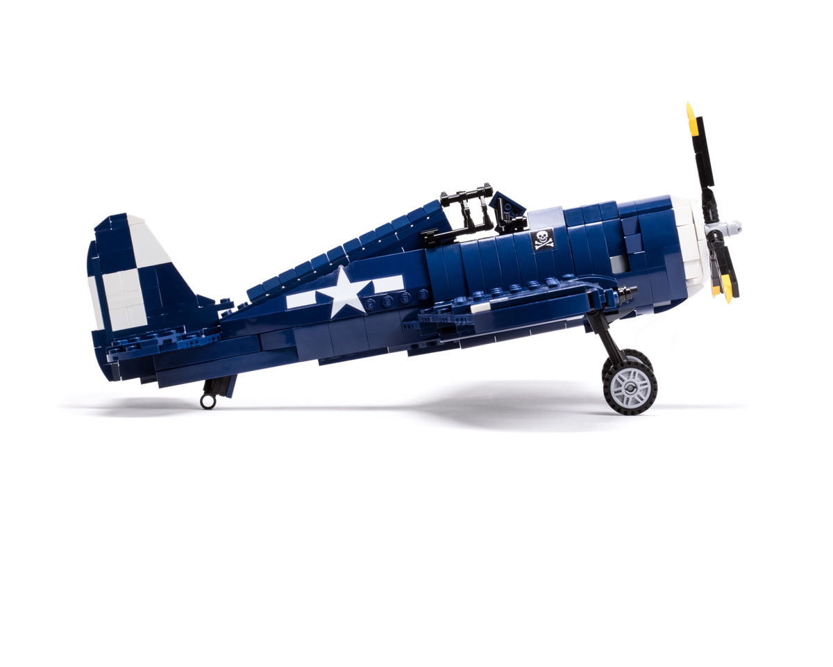 F6F-5 Hellcat - Brickmania Toys