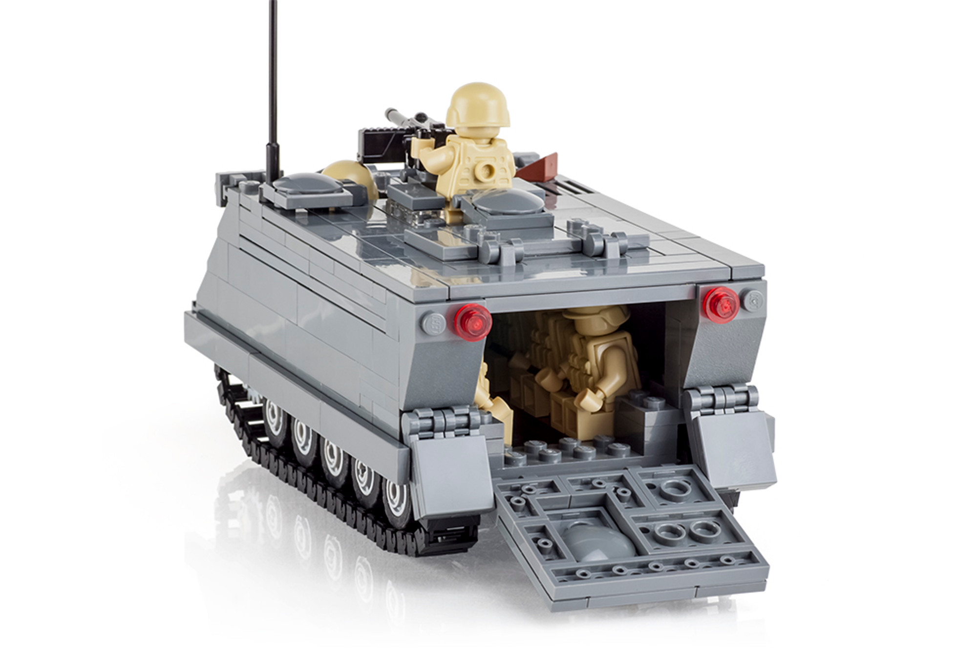 M113 (Armored Personnel Carrier)