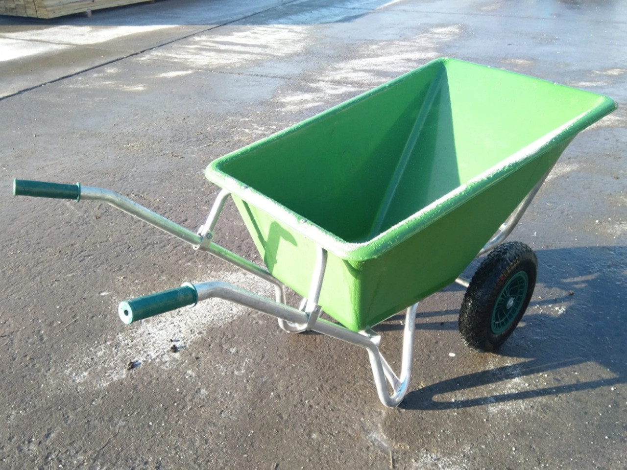 Hercules Double-Wheeled Wheelbarrow