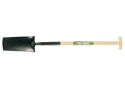 The True Temper Irish style spade with 'T' grip handle
