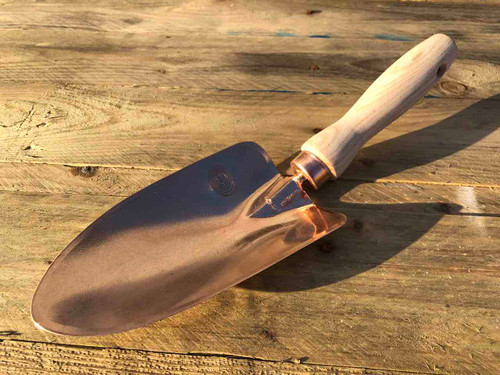 handmade nada copper trowel