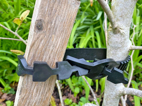 Stretchable tree ties