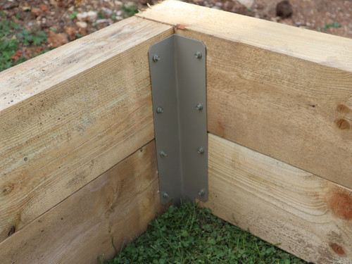 Double Sleeper Pin Corner Bracket - 750 mm H