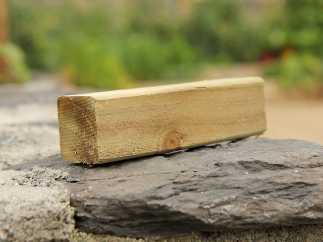 17.5cm x 5cm x 5cm Post