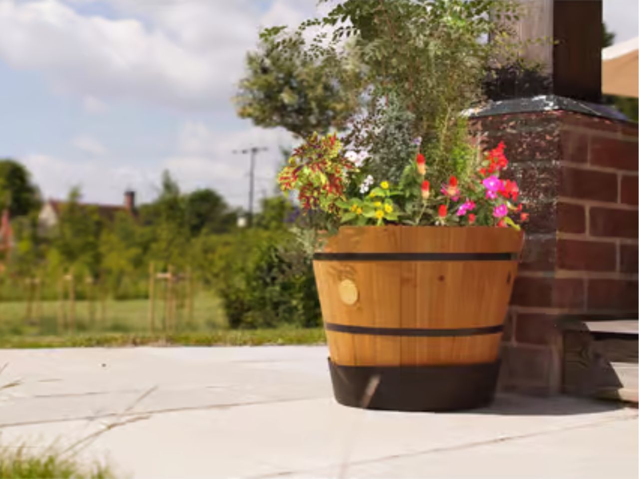 vegtrug cedar barrel planter with plants