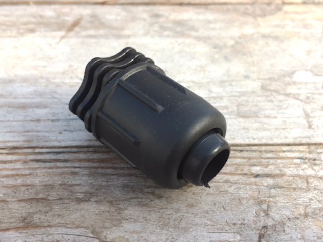 16mm  End Plug Irrigation Fitting