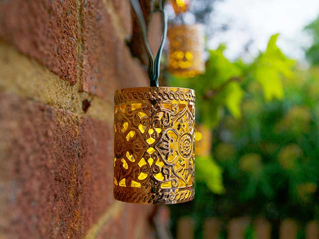 Elan Solar Scroll Lantern lights (Set of 20)