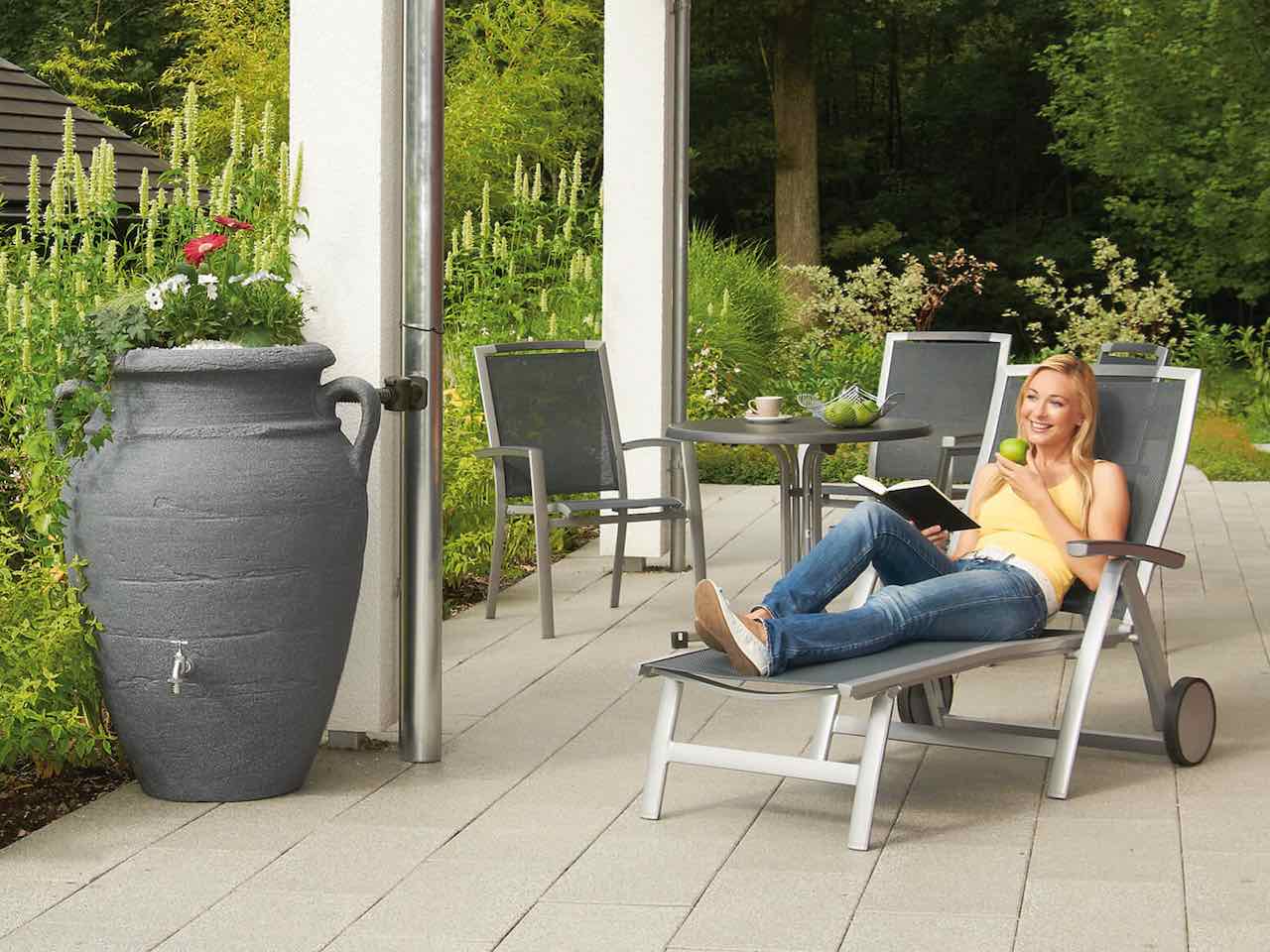 Garantia antique amphora water butt grey