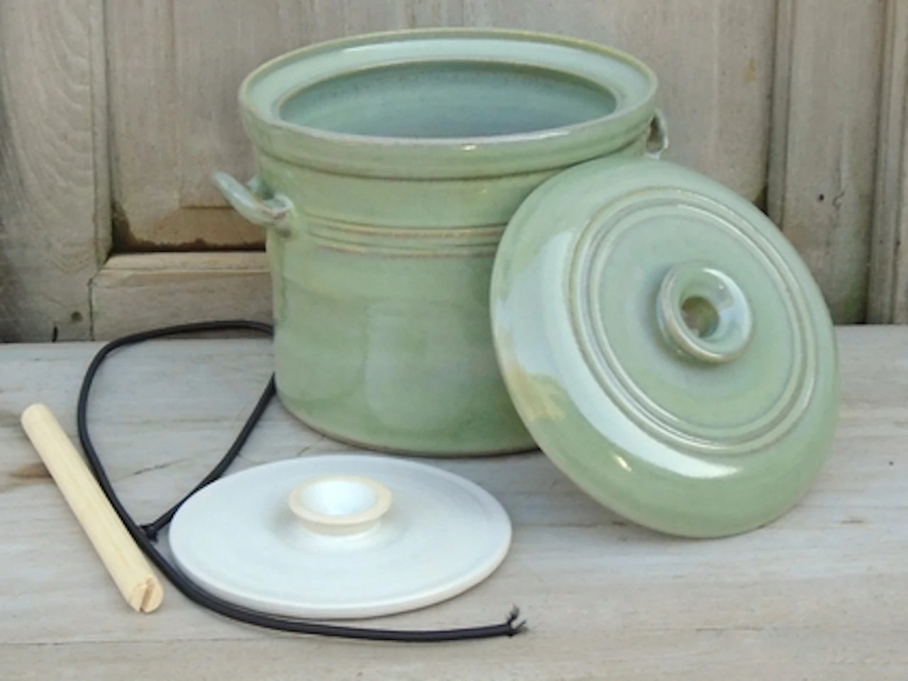 Hand made traditional stoneware kimchi pot with weighstone, rod and cord