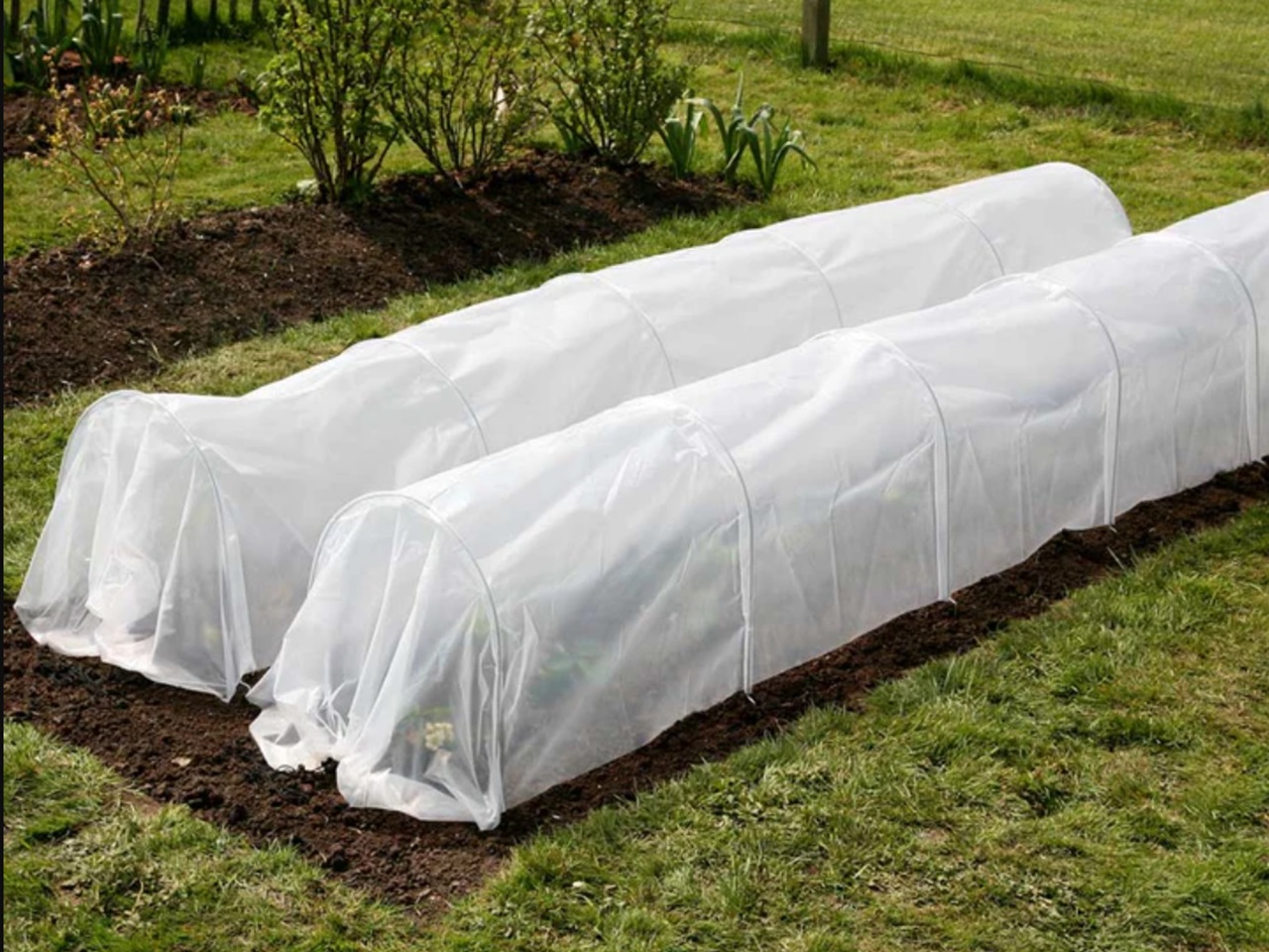 Easy Poly Tunnel Cloche