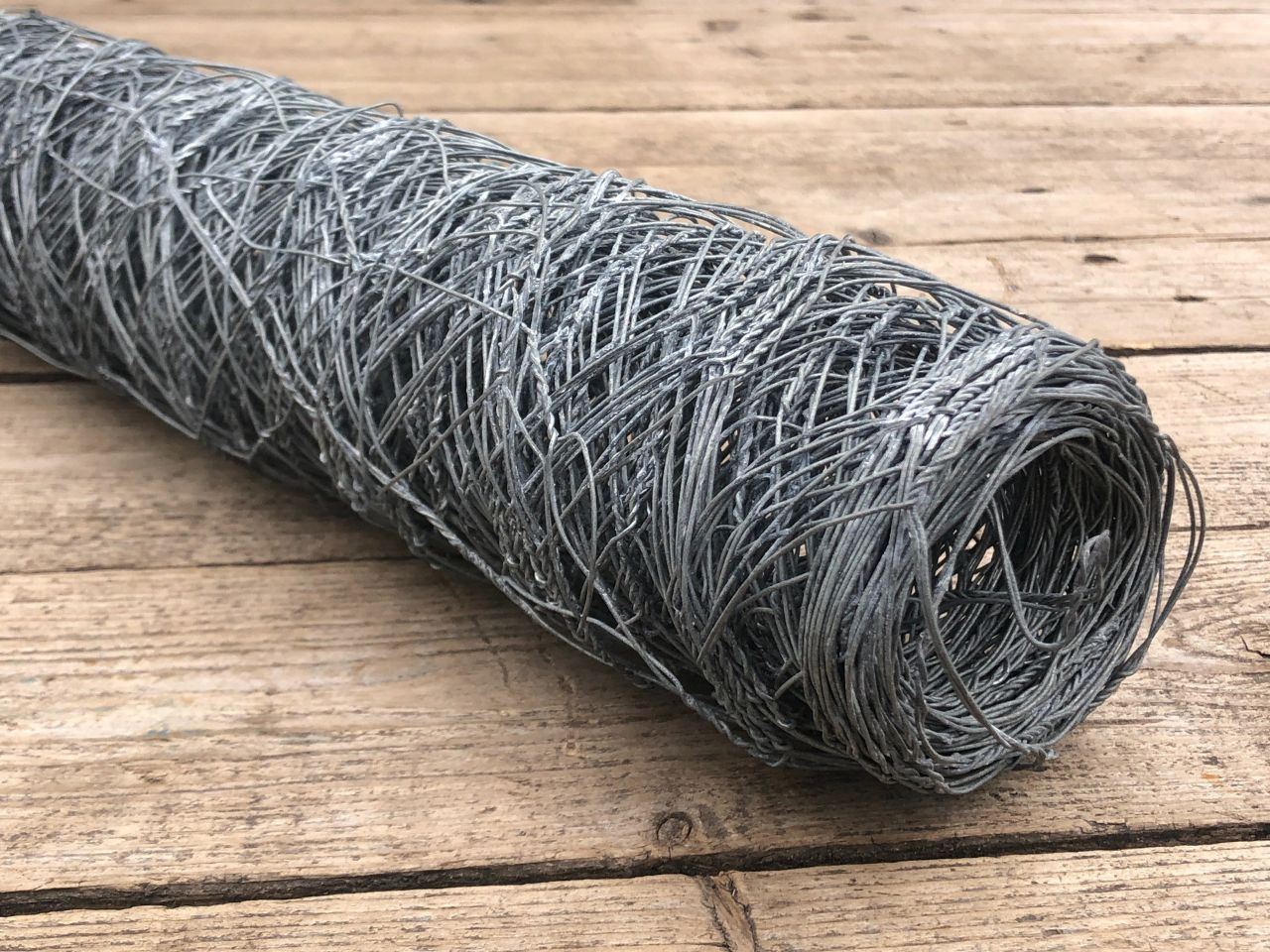 Galvanised Wire Netting - 10m x 0.9m (50mm mesh)