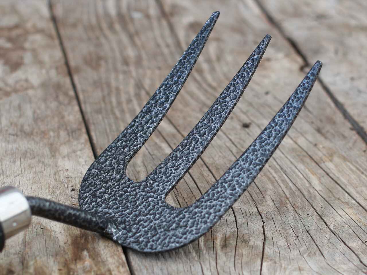 Heavy duty hand fork tines by draper tools