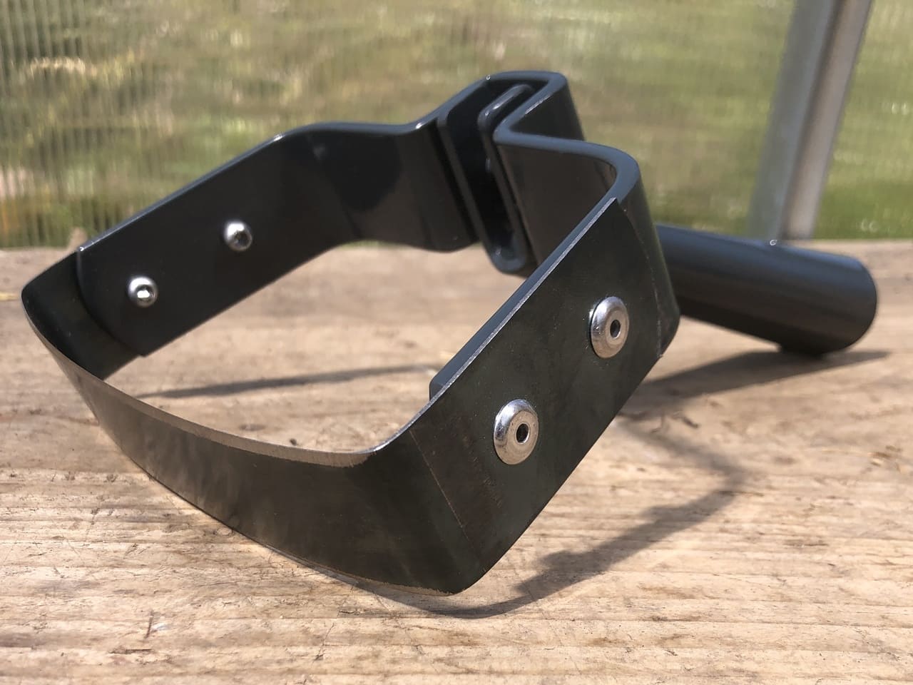 small replacement head for the oscillating hoe