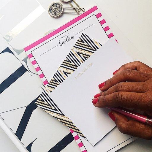 The Boxed Stationery Set J paper