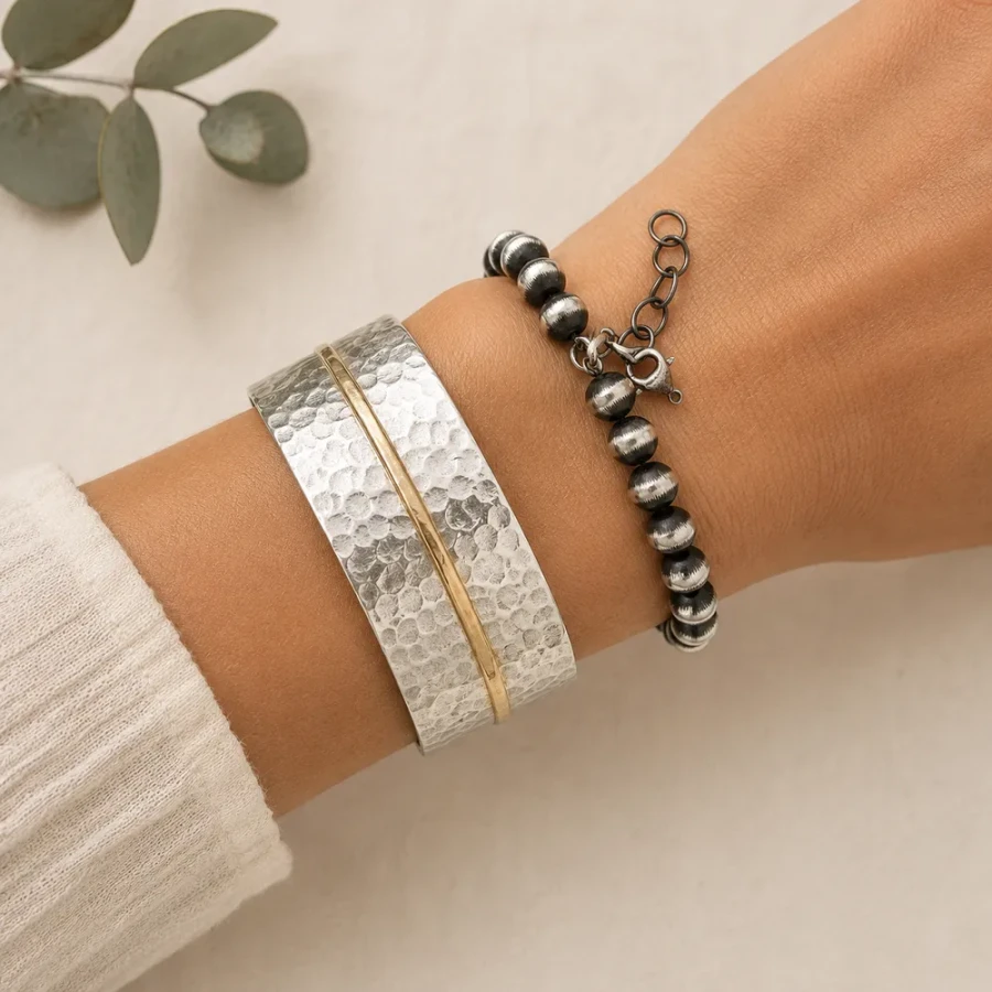 Streaming Gold Cuff 