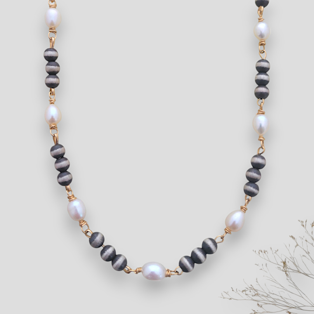 Pearl Noir Necklace