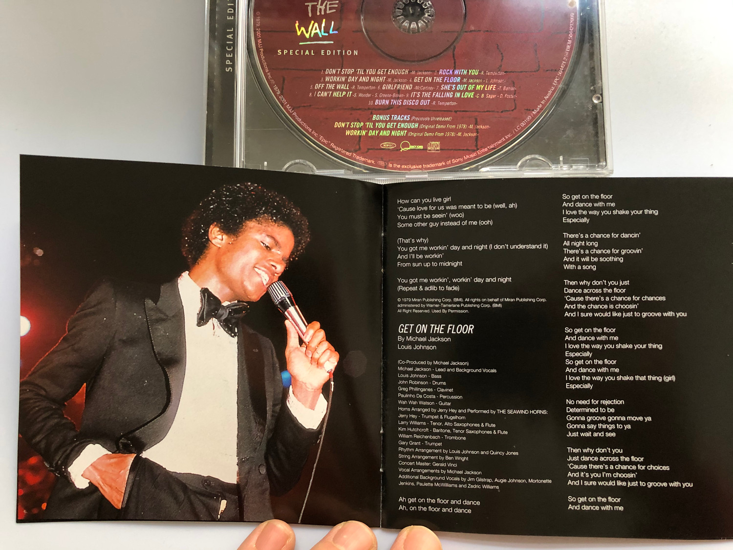 Michael Jackson - Off The Wall (Special Edition)