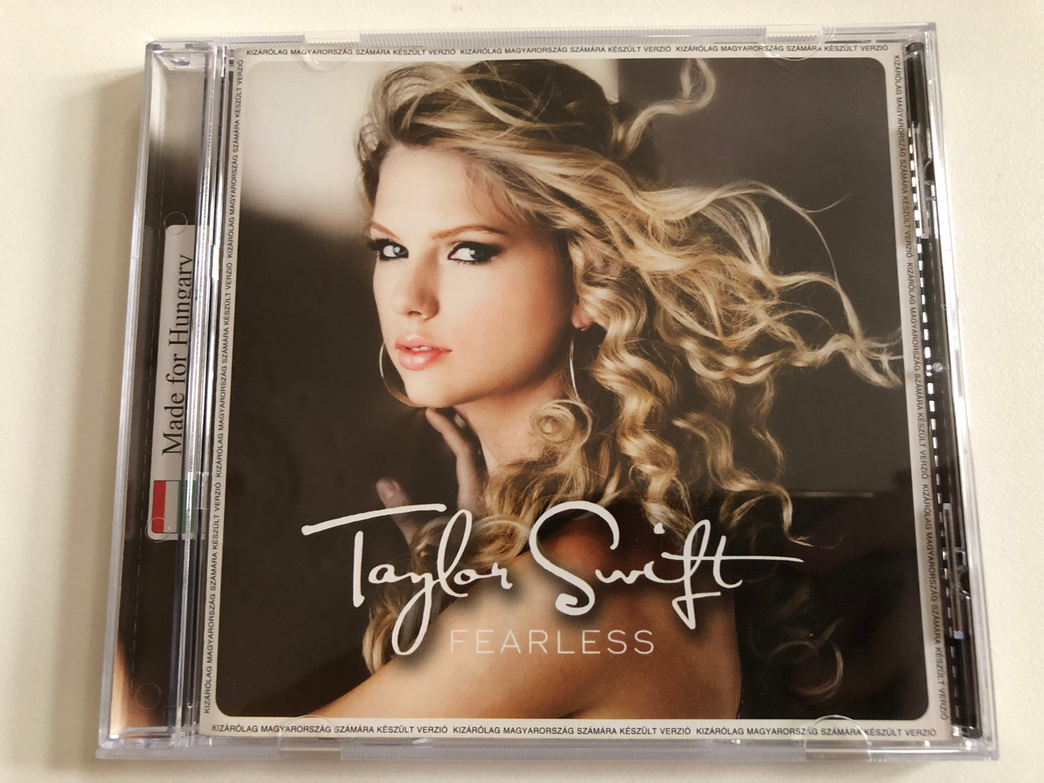 Taylor Swift – Fearless / Made For Hungary / Big Machine Records