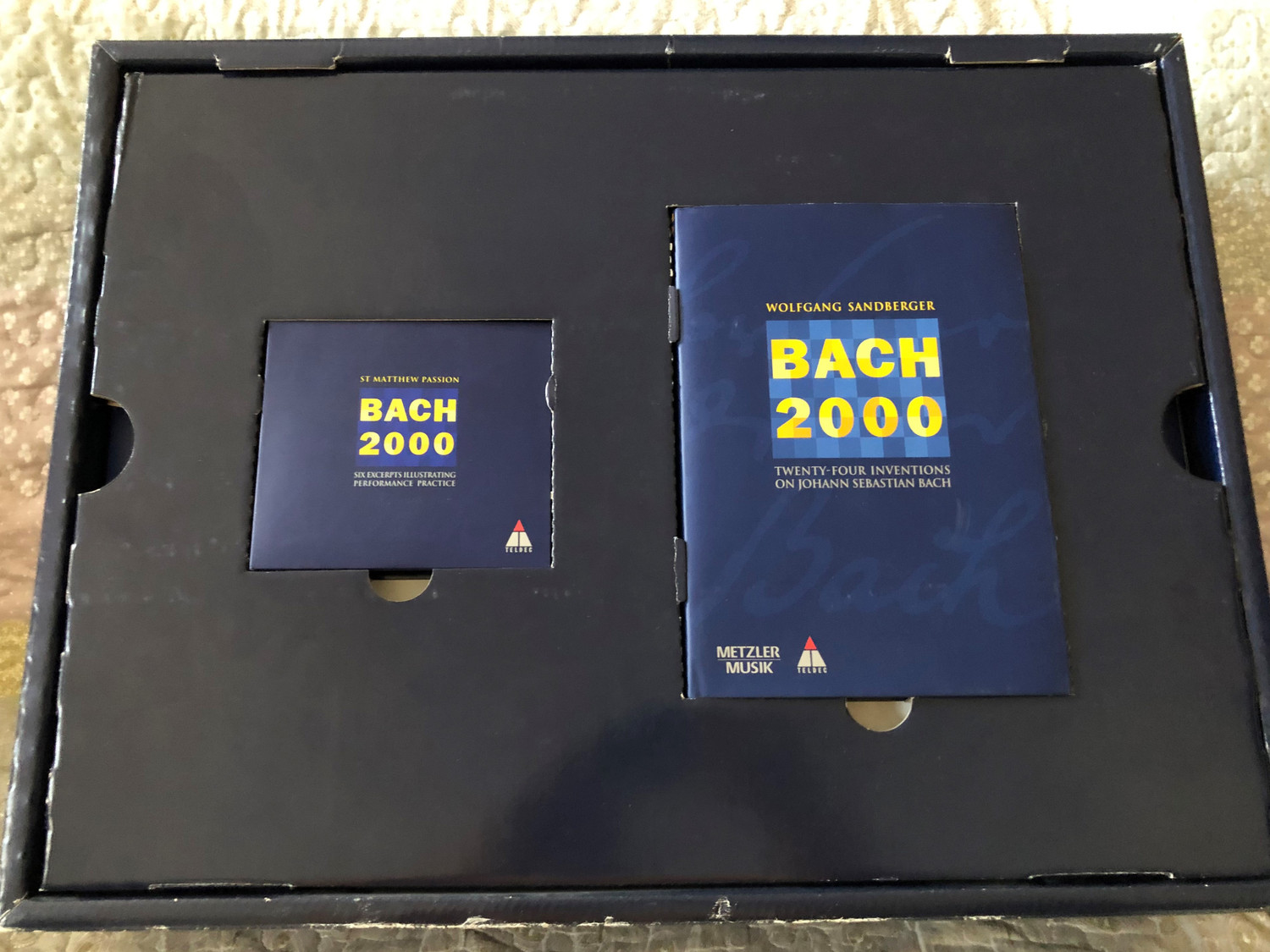 Bach 2000 - The Complete Bach Edition. Teldec 153x Audio CD Bach 2000 - The Complete Bach Edition. Teldec 153x Audio CD