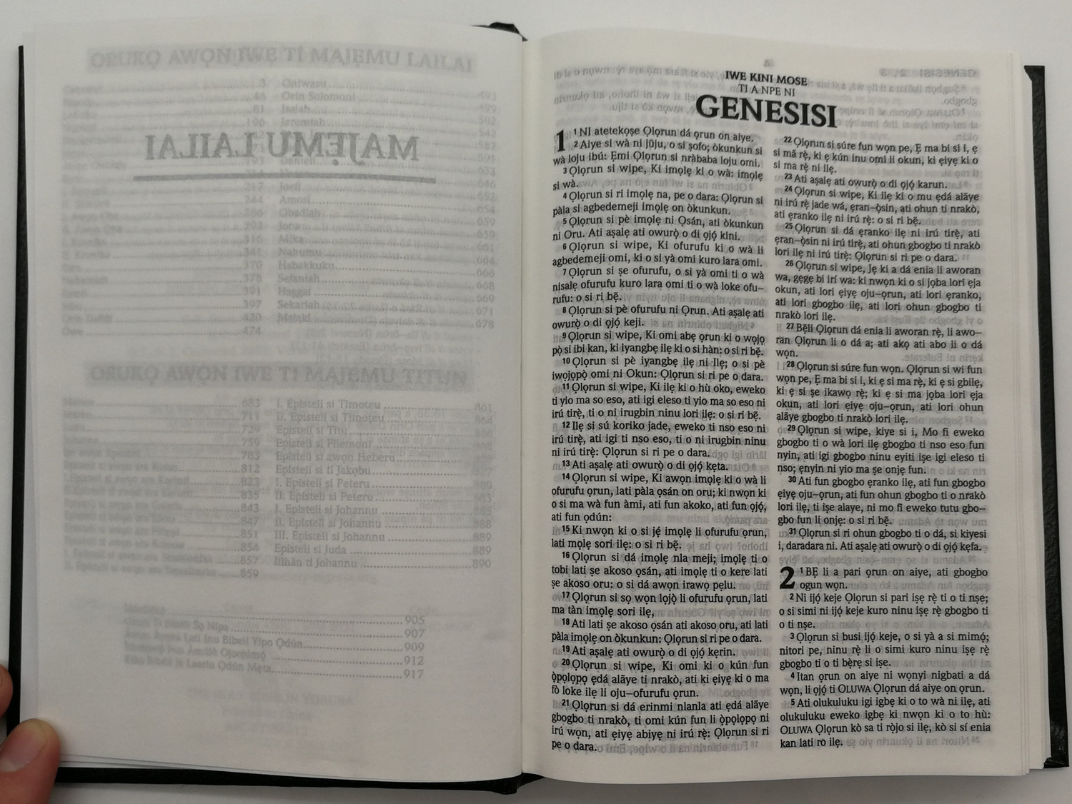 Bibeli Mimo The Holy Bible in Yoruba Pélú Óró Jesu Tí a Fi Áwó Pupa Ko
