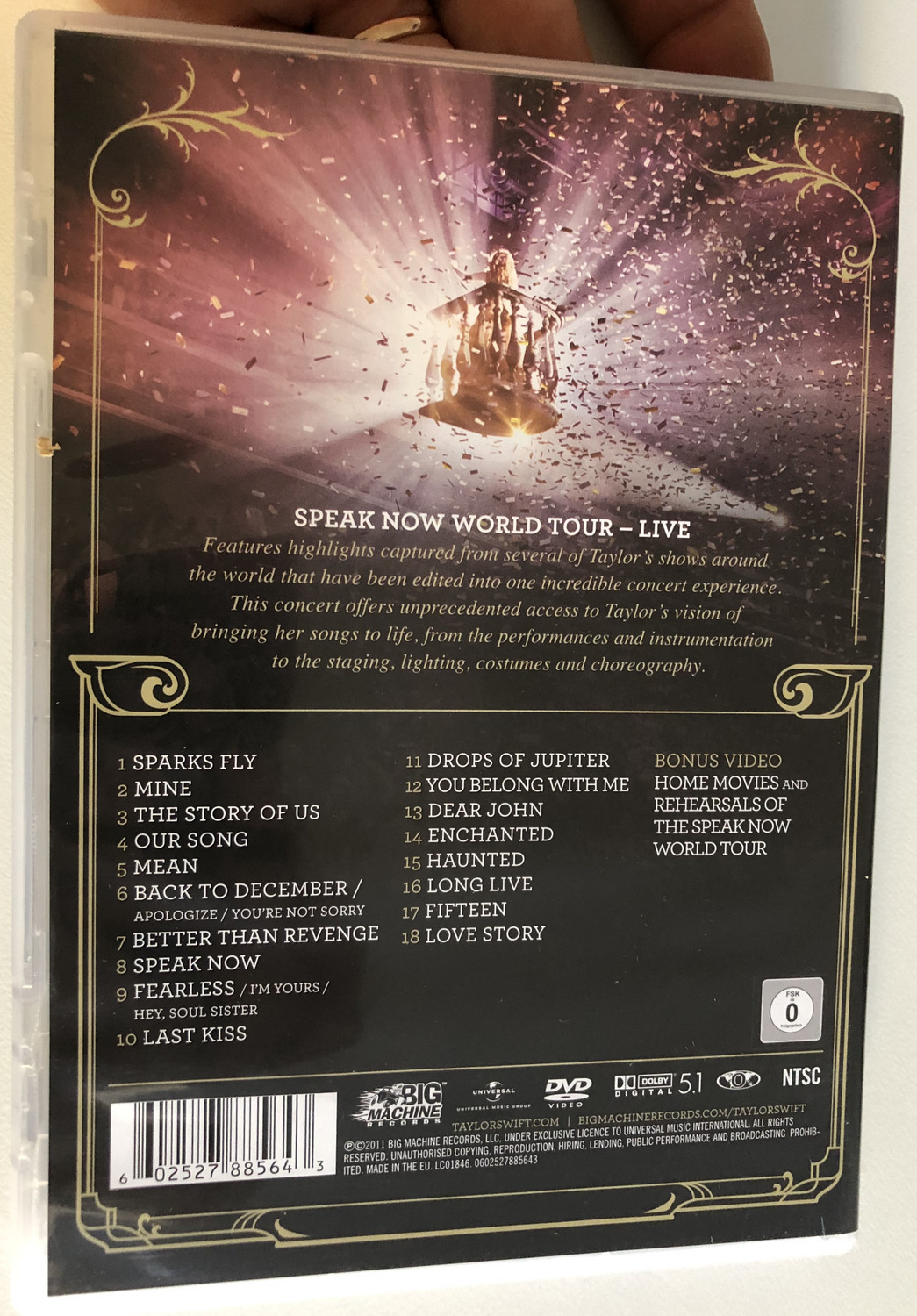 WORLD TOUR LIVE - Speak Now / Taylor Swift / Contains 12 page