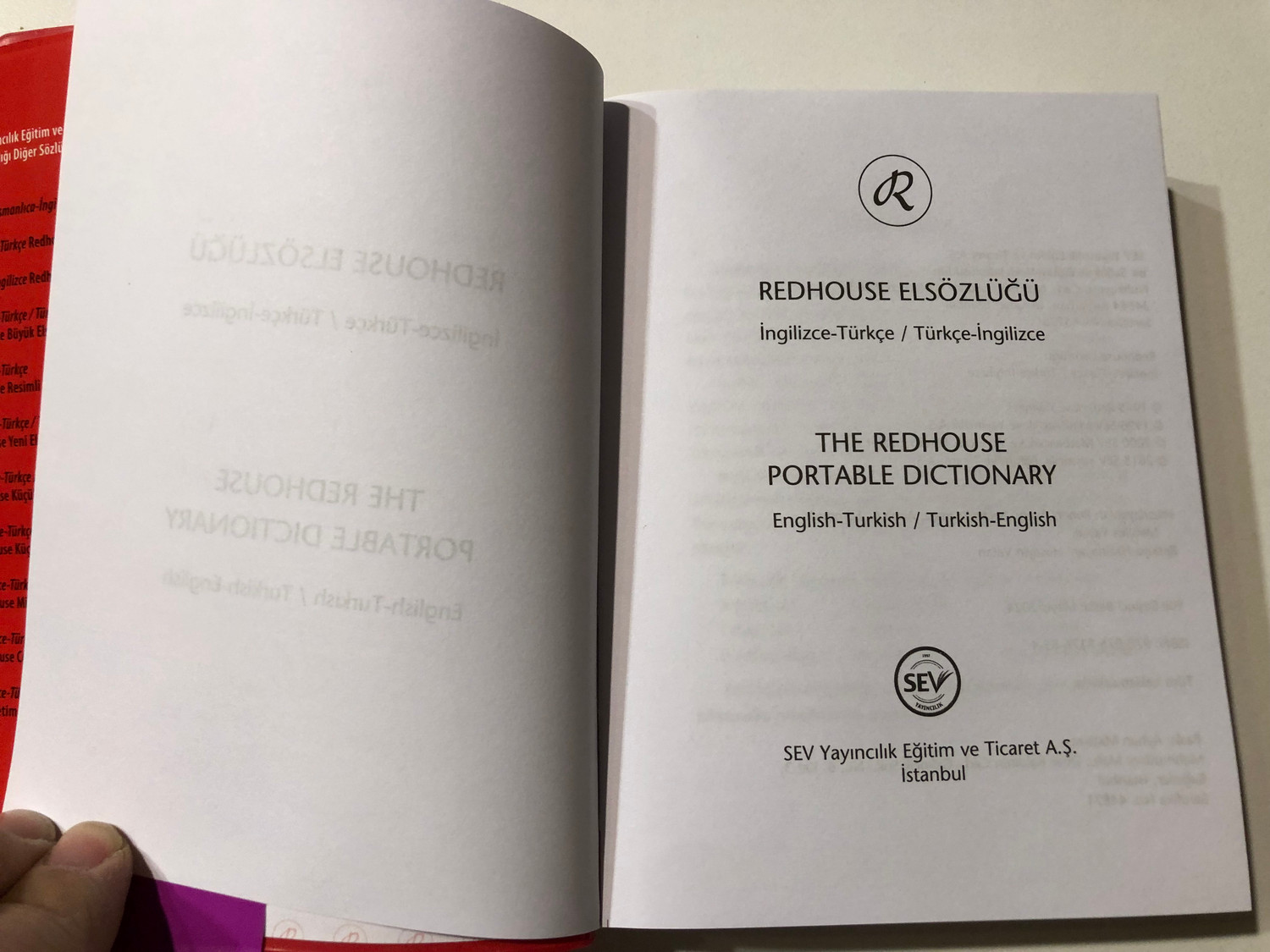 Redhouse Portable Dictionary: English-Turkish