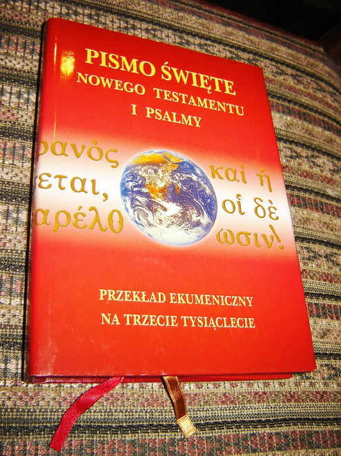 Polish New Testament and Psalms / Modern Polish Translation, Reference Study Edition