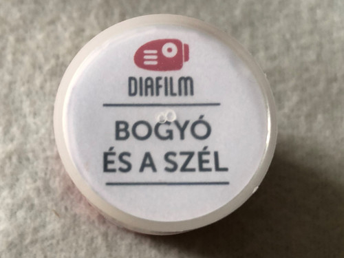 Bogyó és a szél diafilm / Hungarian slide film for children - Bogyó and the wind / Written by - Írta Bartos Erika (5998644104527)