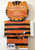 Barátok a vadonban - Add a kezed! by Seb Braun / Hungarian edition of Safari Friends / Móra könyvkiadó 2013 / Hungarian langauge children's rhyme book (9789631194111)