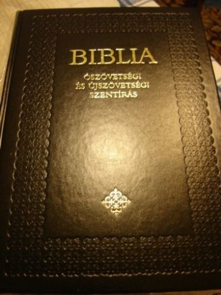 Hungarian Large Print Family Bible Catholic / Katolikus Nagy Családi Magyar Biblia